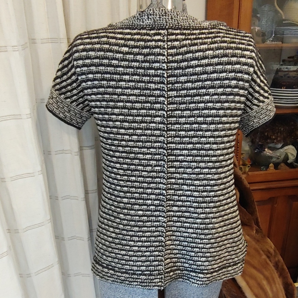Field Flower Anthropologie short sleeve Sweater - Picture 3 of 4